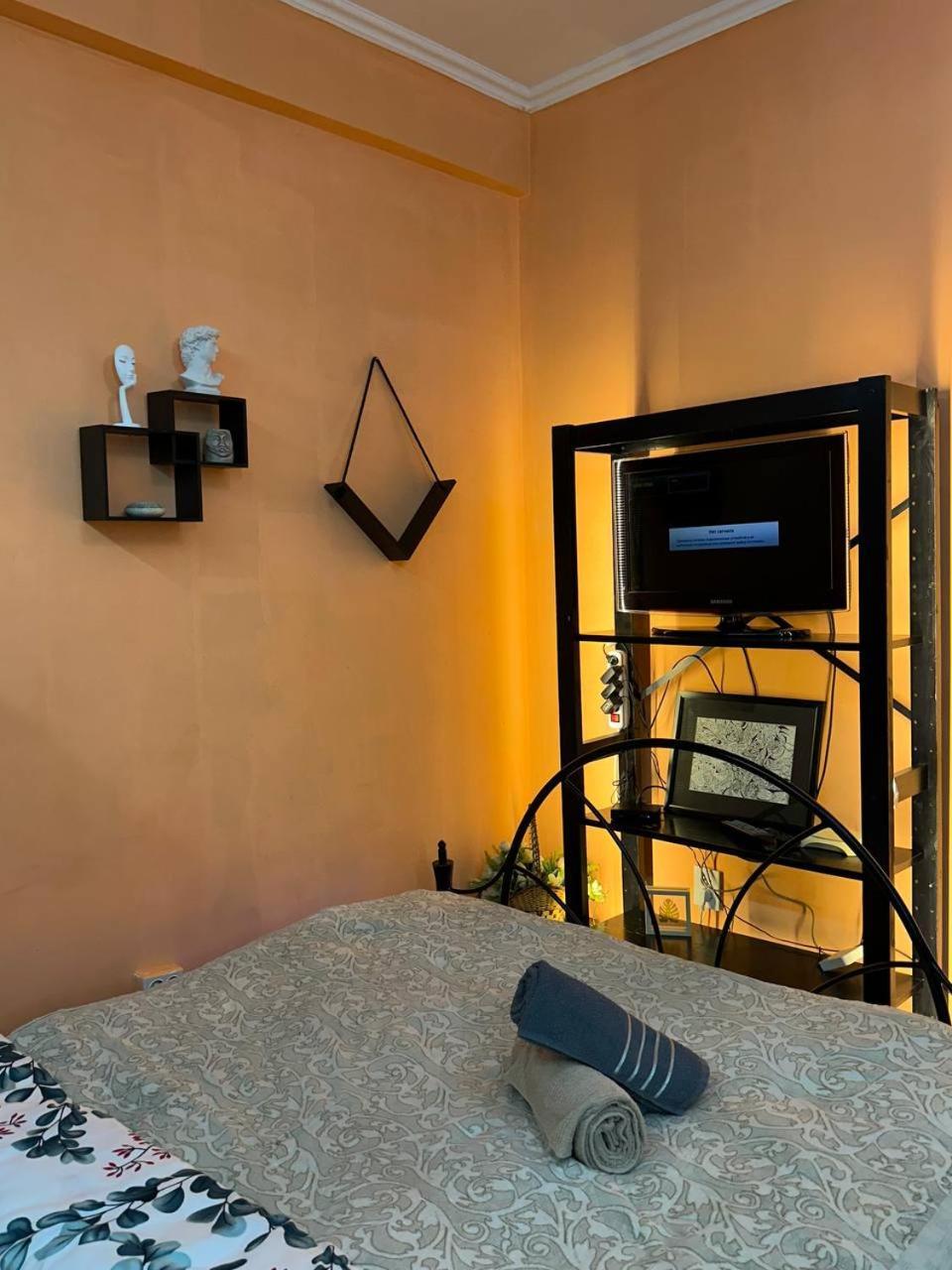 1-Room Apart. 21 On Usenbaeva 52 Near Eurasia Shopping Center Bishkek Exteriör bild